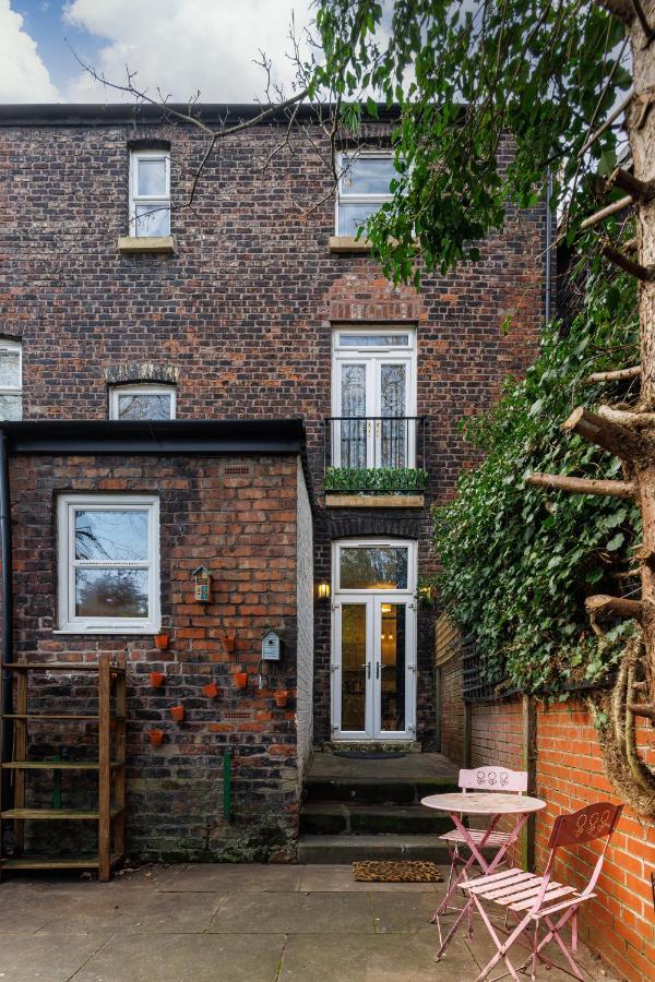 Flatzy - Iconic Beatles And Liverpool Culture Home Extérieur photo