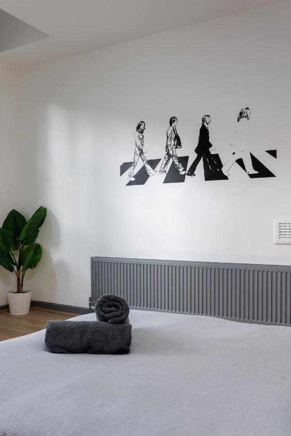 Flatzy - Iconic Beatles And Liverpool Culture Home Extérieur photo