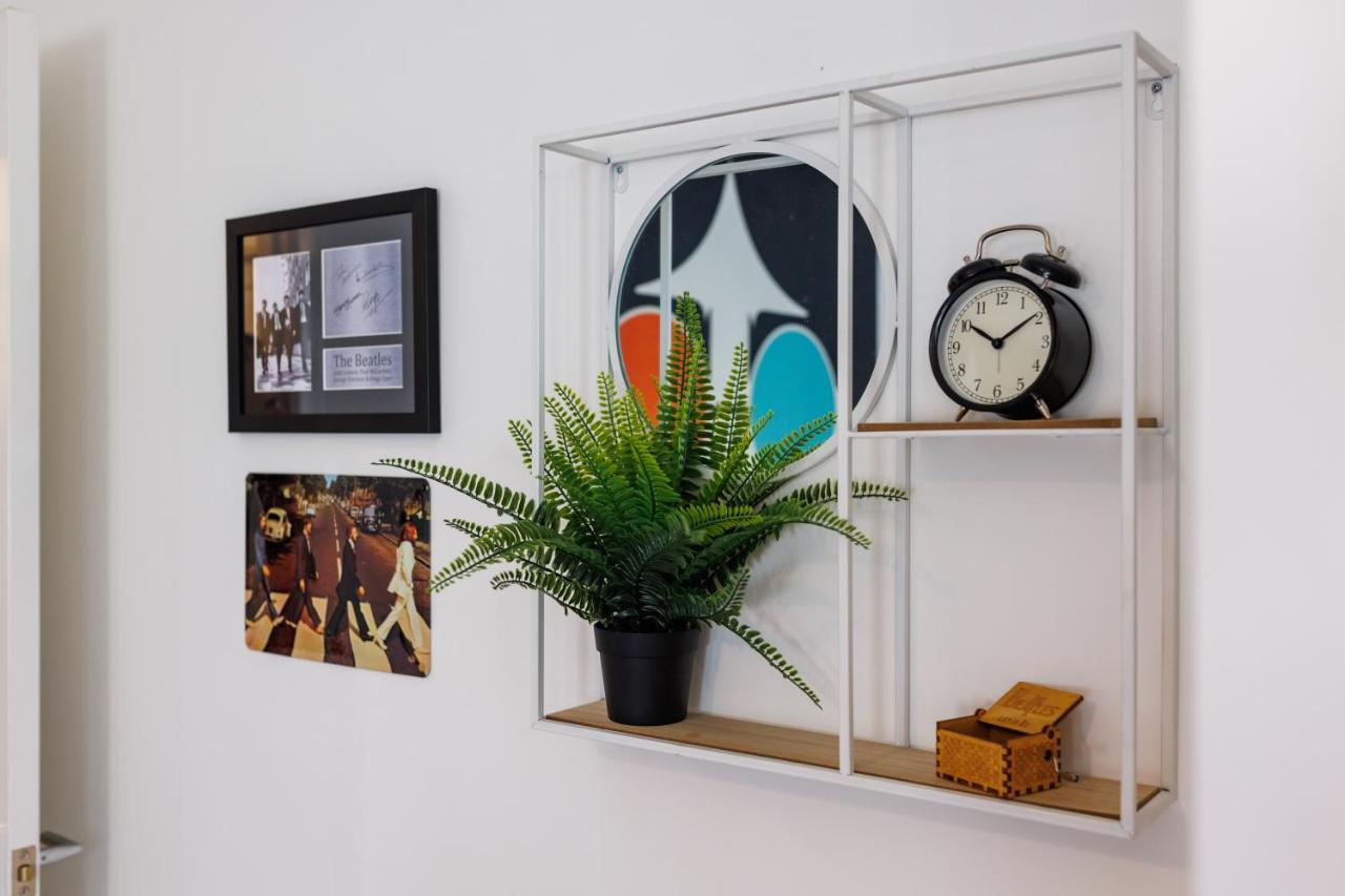 Flatzy - Iconic Beatles And Liverpool Culture Home Extérieur photo